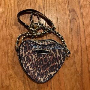 NWOT Betsey Johnson cheetah sequin Heart Purse.